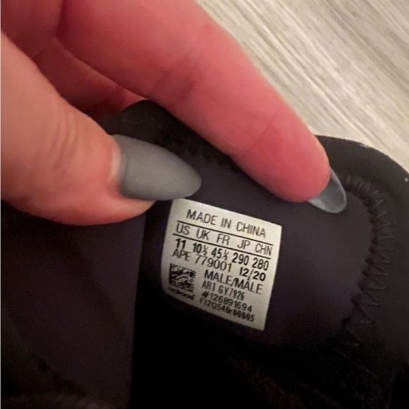 Men's Yeezy Quantum sea teal size 11 great condition rare…❤️(Traded)❤️ - Picture 6 of 10